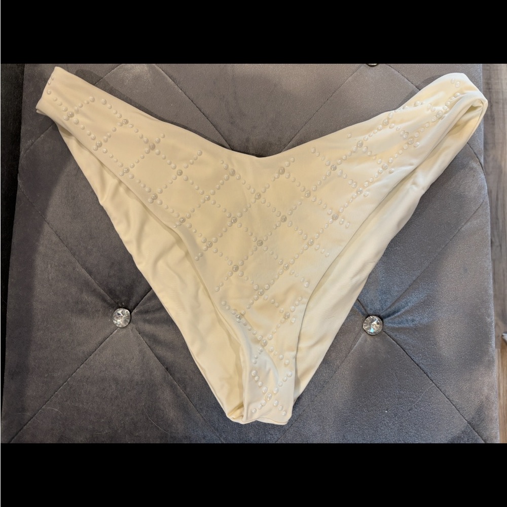 Beach Riot White Bikini Bottom - Picture 5 of 7